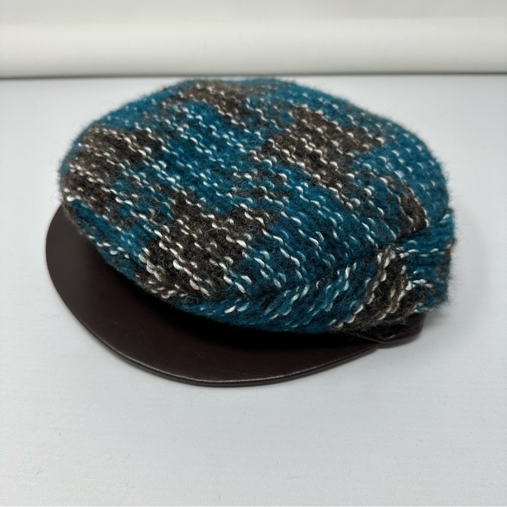 Tarnish Italy Boucle Newsboy Cap